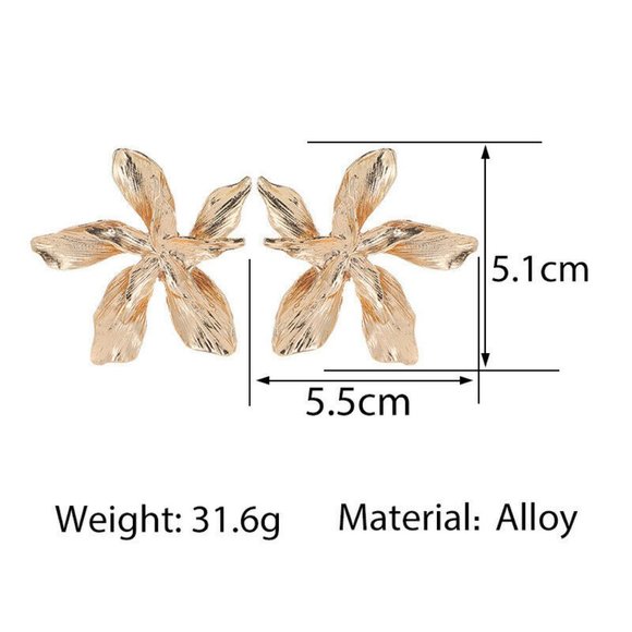 NEW Gold Stud Earrings - Picture 3 of 3